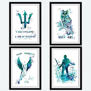 Set di 4 poster di Percy Jackson, stampe di mitologia greca, decorazioni murali a tema mitologia, decorazioni per dormitorio, stampa di Percy Jackson, poster del tridente di Poseidone S98