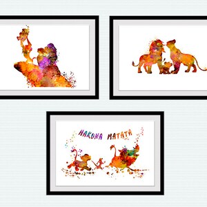 Conjunto de impresión de acuarela del Rey León, arte de la pared del cartel de Disney, ideas de regalo de decoración de la ducha del bebé, decoración de Disney de la habitación de los niños, Simba Nala Pumba S95
