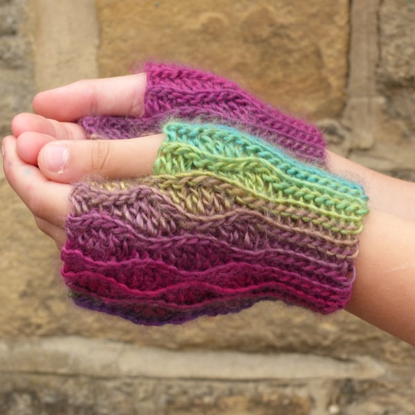 Crochet pattern Pennine Wave Fingerless Gloves children girls ladies crochet pattern gloves handwarmers child lady Pennine Wave