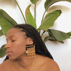 Nkyinkyim Adinkra Earrings// Acrylic Earrings, African Symbol Earrings, Adinkra African Symbols, Afrocentric Jewelry,African Jewelry