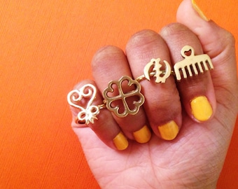 Anéis com Símbolos Africanos Adinkra // Anéis Adinkra, Anel com Símbolo Dourado, Joias Africanas, Joias Étnicas, Joias de Latão, Anel Marcante, Afrocentrado
