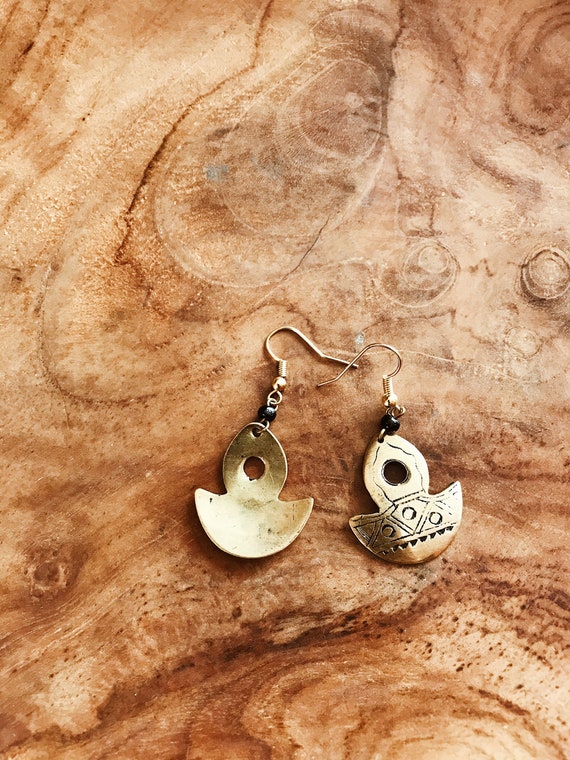earrings hand made in North Africa Berber Touareg bijoux Silver TUAREG EARRINGS from the Sahara desert with engraved Tchat Tchat/'s