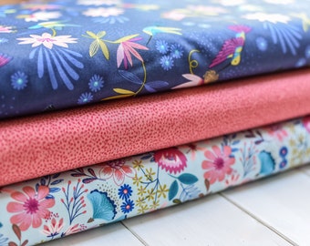 Fat Quarters Hummingbird Bird Flower 100/% Craft Cotton Ivory Cream Fabric