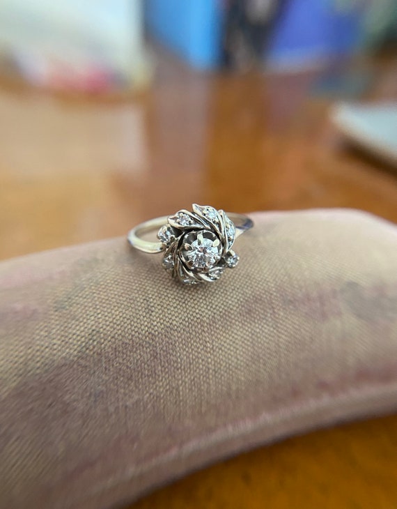 Vintage Floral Diamond Cluster Ring, 14K White Go… - image 4