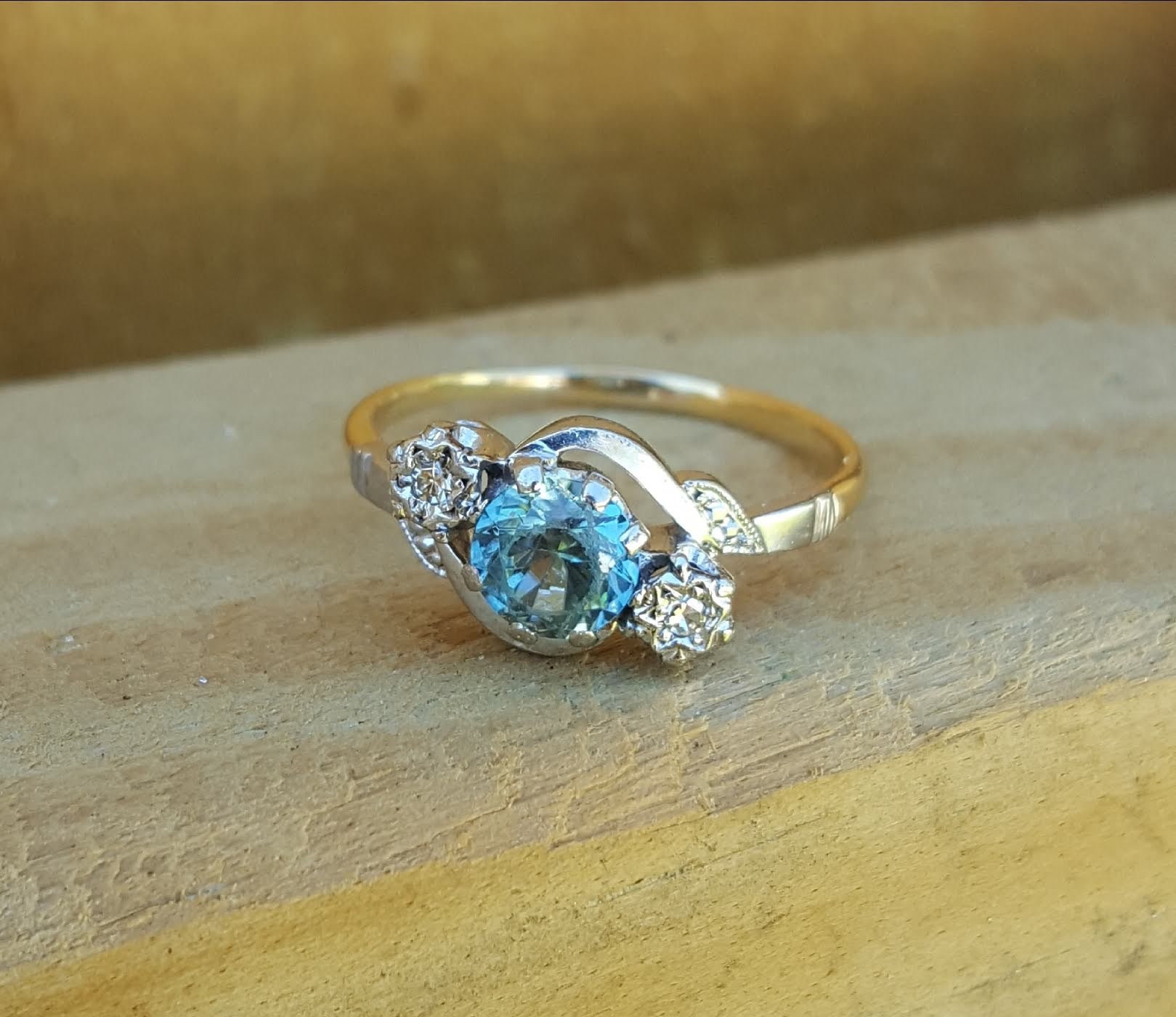 Vintage Blue Zircon & Diamond Trilogy Ring Two Tone 18CT and | Etsy