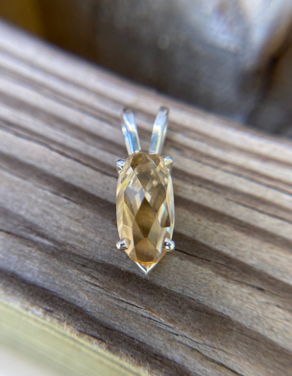 Vintage/Modern Natural Citrine Solitaire Pendant … - image 1