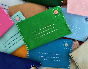 Felt Envelopes // Pretend Play // Imaginative Play // Custom Colors // Mail Set // Button Practice