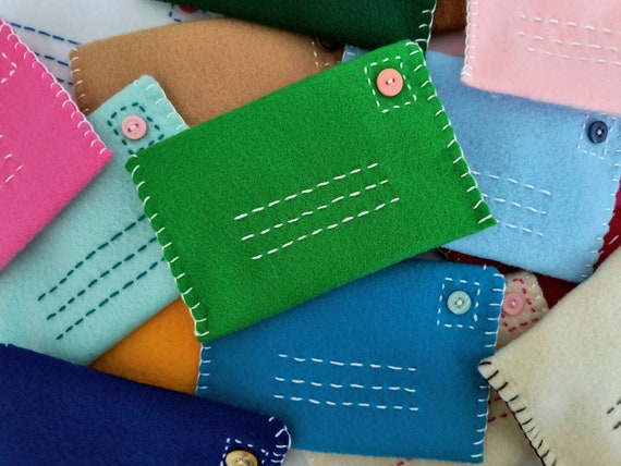 Felt Envelopes // Pretend Play // Imaginative Play // Custom Colors // Mail Set // Button Practice