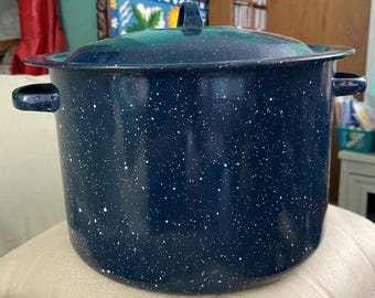 Vintage enamelware Blue speckled canning pot small stock pot farmhouse rustic pot country cottage primitive stock pot 6 inch tall x 9 wide