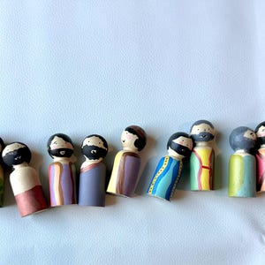 Figuras bíblicas con clavijas: personajes del Antiguo Testamento hechos a mano / Juguete cristiano / Juego basado en la fe