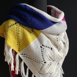 Xale feminino de renda tricotado à mão, xale triangular multicolorido de renda tricotada, presente para mãe