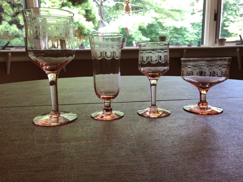 Vintage Collector Glassware Set Etsy