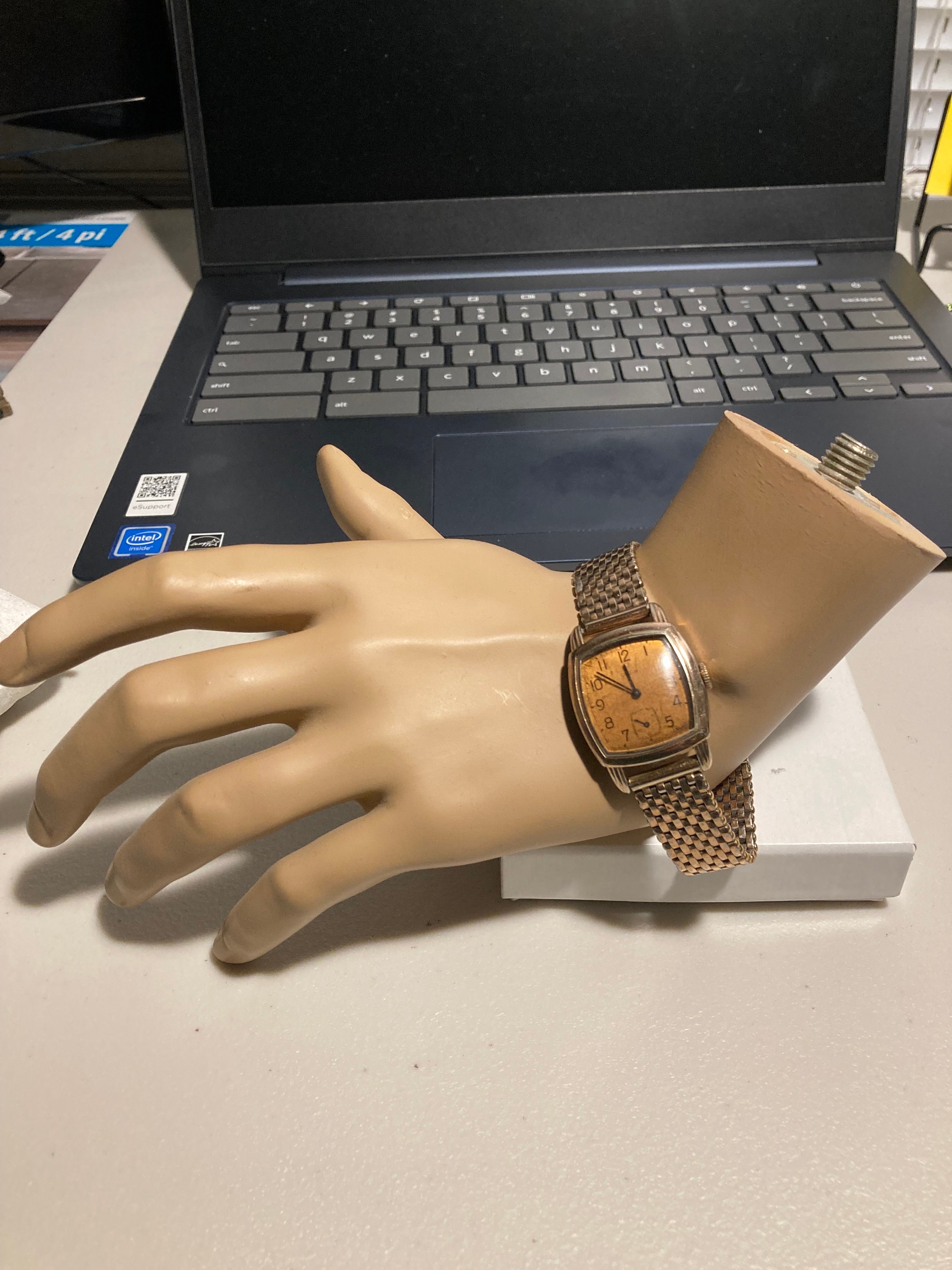 Vintage Elgin 1940\'s Gold Filled 15 Jewels W/ Kreisler 1/20 12kt GF Band Vintage 1944 Elgin Rose Gold Filled Watch, 15 Jewels, USA  main image 3