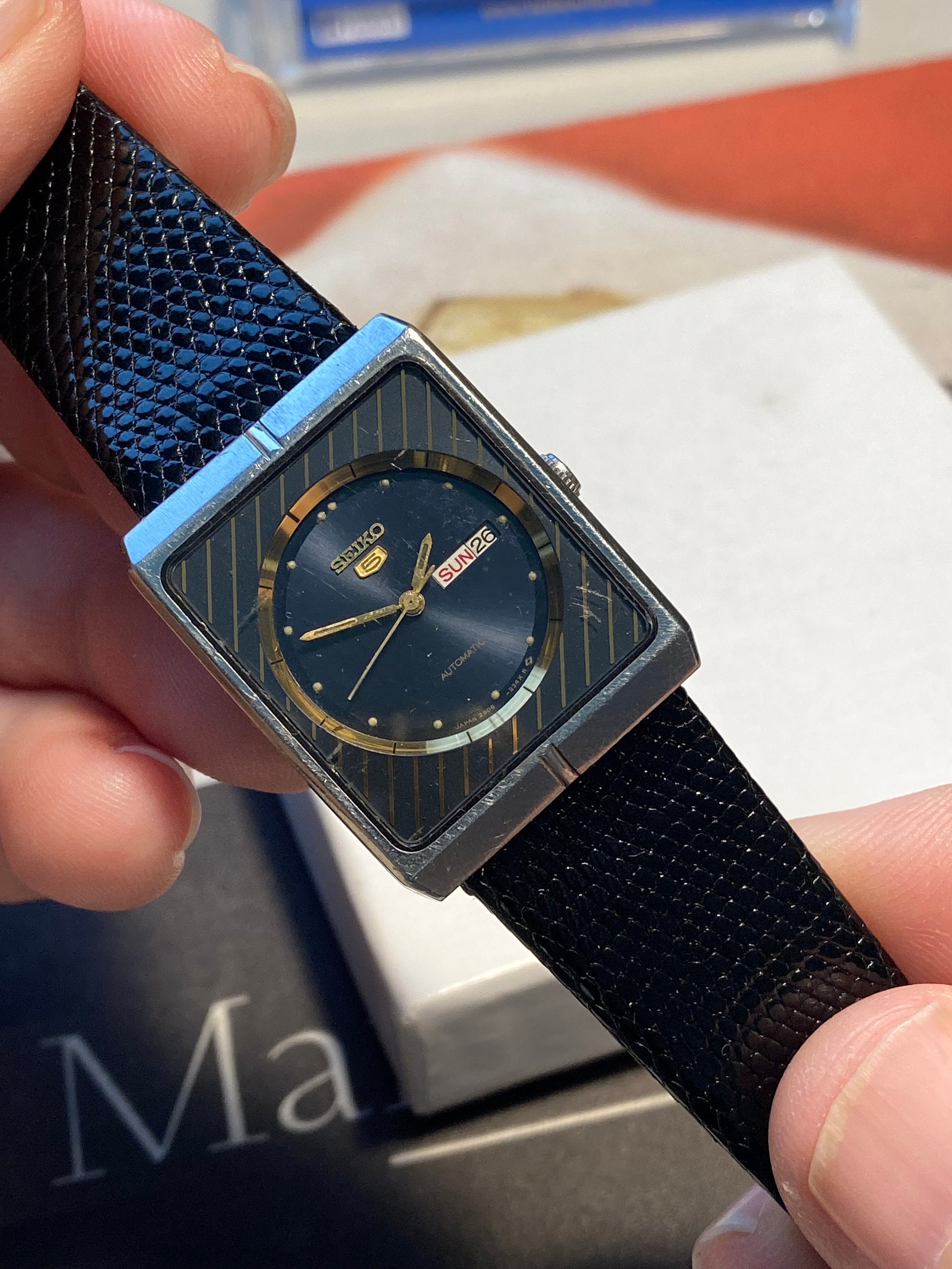 Vintage 1977 Seiko 5 Day/date 2906-0900 Automatic Unisex