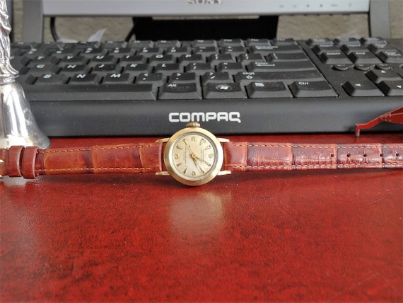Vtg Croton Nivada Grenchen 10K GF Sea Nymph Aquamatic Watch W