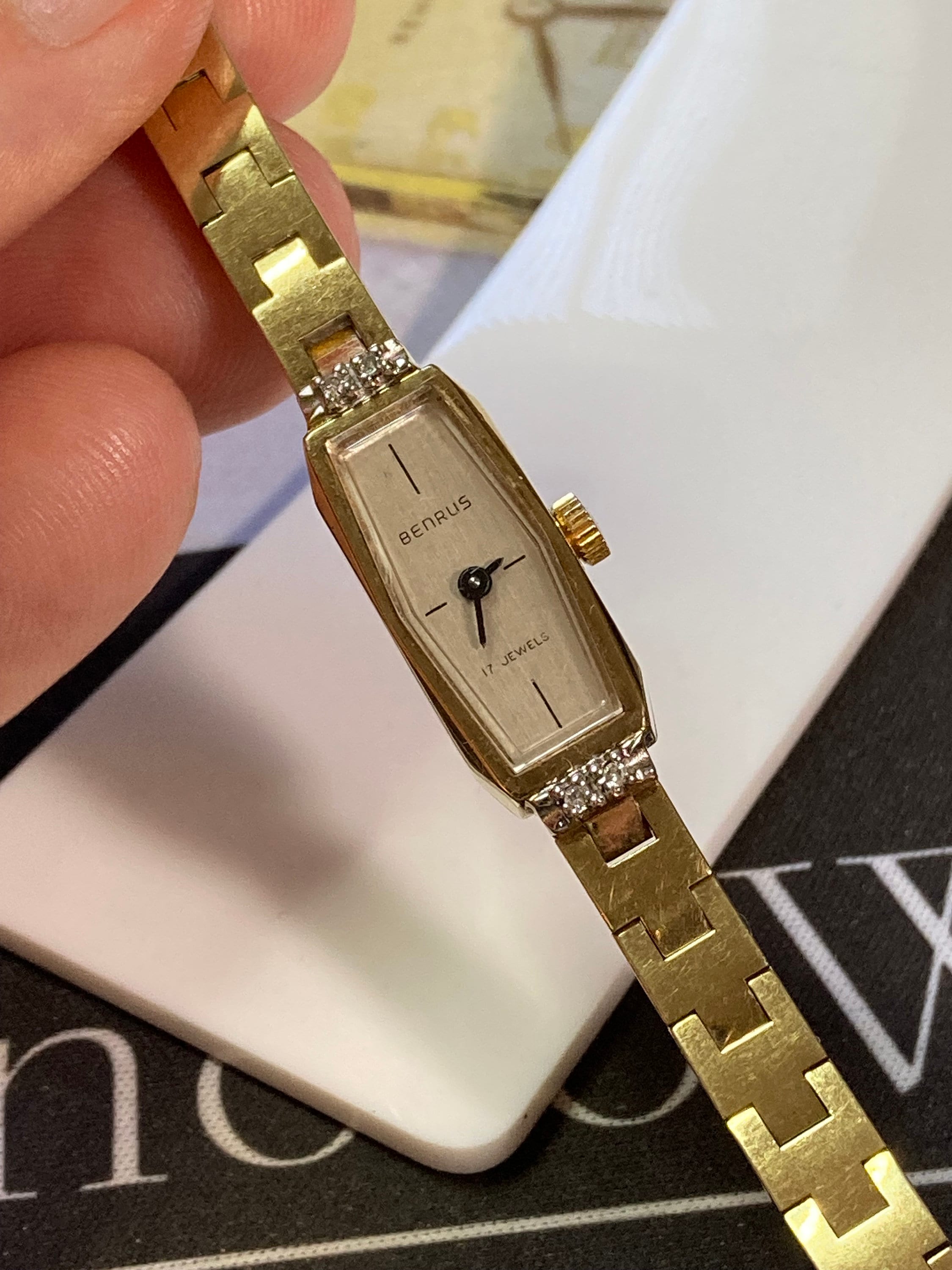 Vintage 1970s Benrus 4-diamond Gold Tone Bezel & Stainless Steel