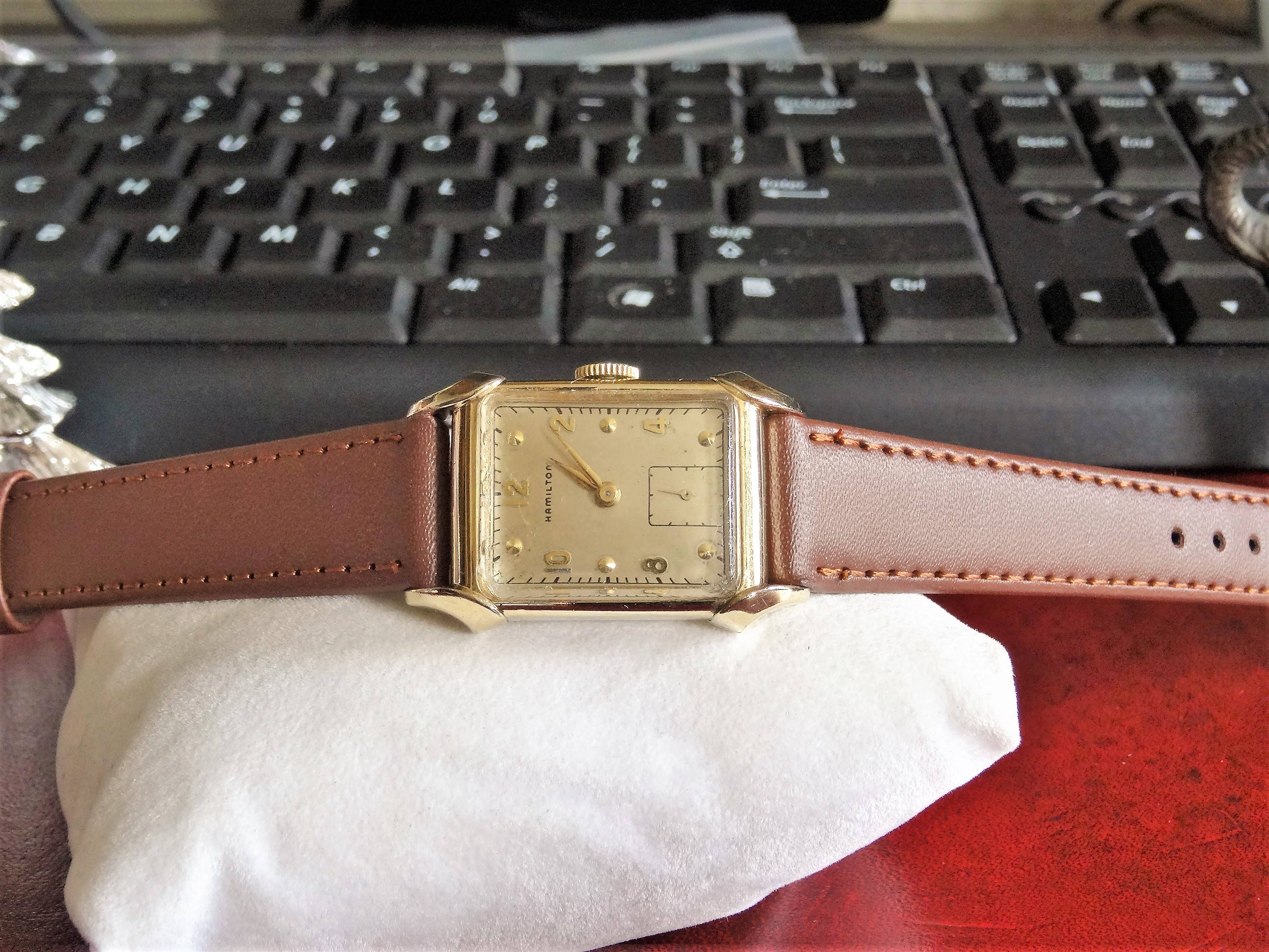 Hamilton 14k gold hotsell filled vintage watch