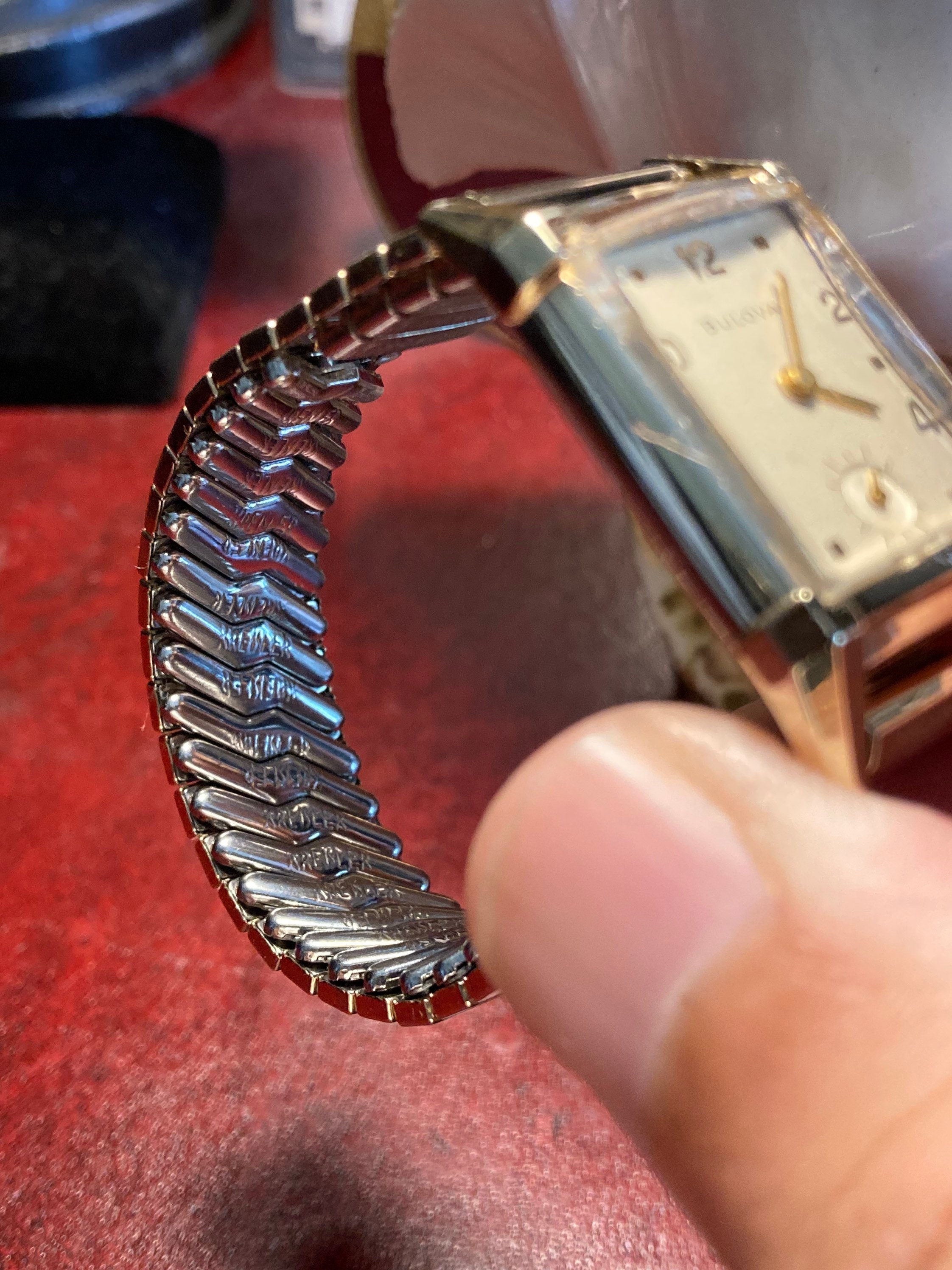 1940 年代のヴィンテージ Bulova 刻印入りタンク 10K ゴールド