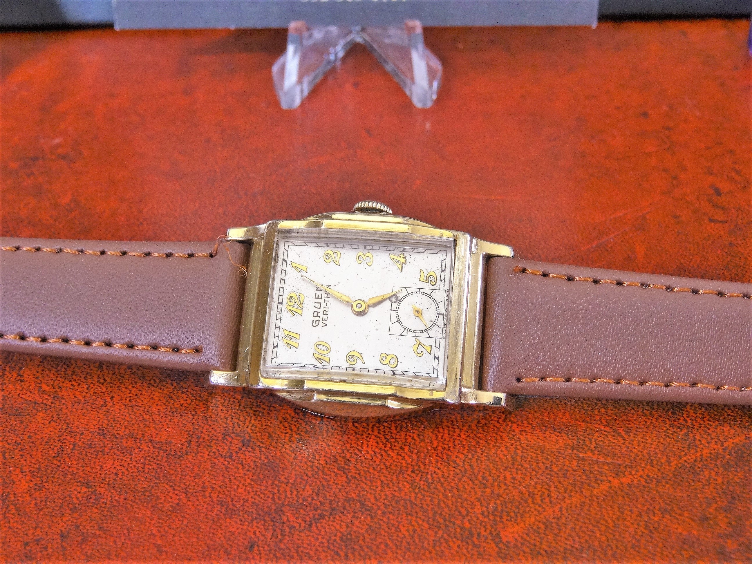 Vintage Gruen Veri-Thin Precision With Calendar Stretch Band 20mm 10k GF Vintage Gruen Veri Thin Wrist Watch 1/20 10k GF BAND | eBay main image 4