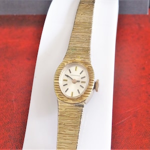 Vintage Longines 14K Gold Electroplated Bezel Hand Winding Swiss Ladies Watch w/ 11mm Gold Filled Band!