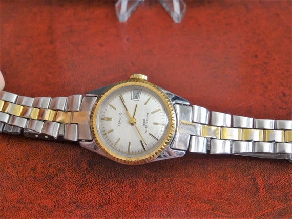 Vtg 1970's Timex President Date Two Tone W.R. Lad… - image 3