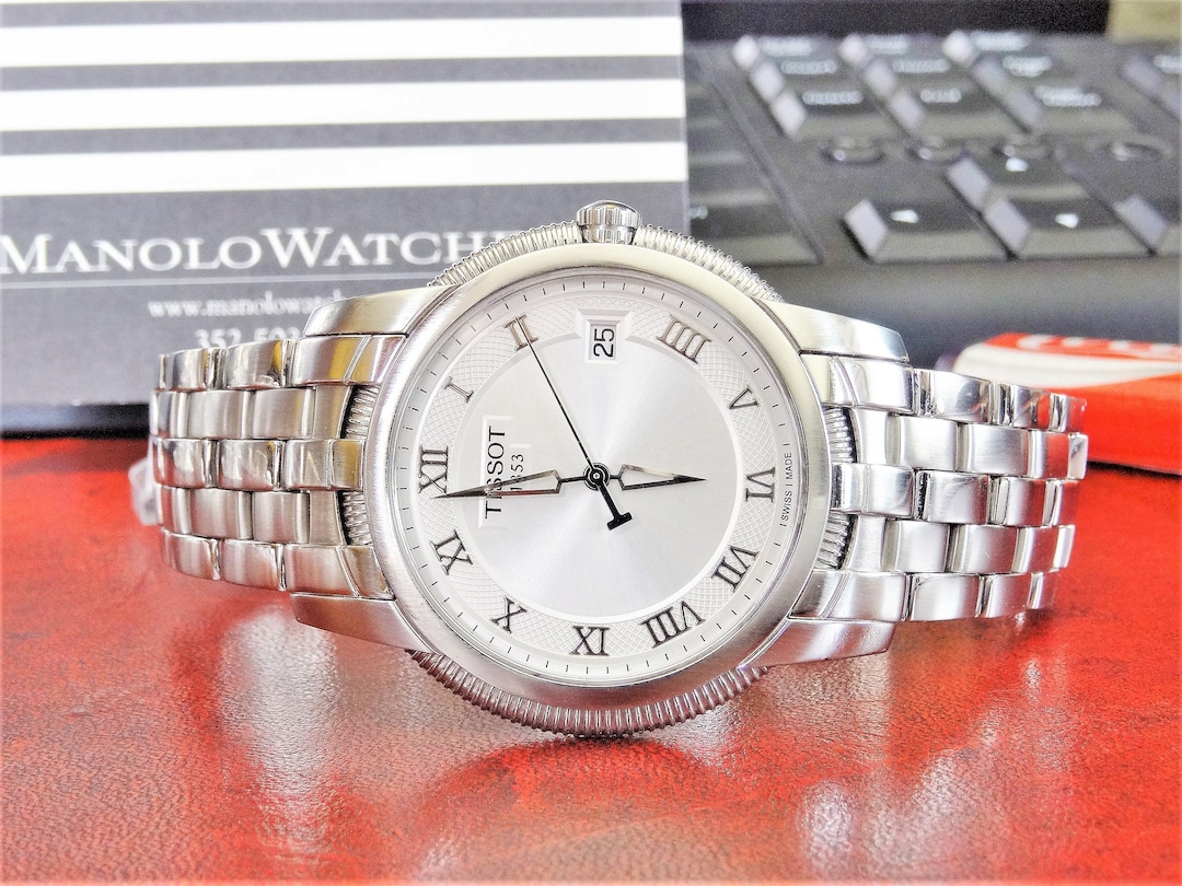 Tissot 1853 stainless steel water resistant 200m sapphire crystal sale