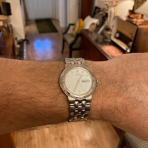 2008 Citizen White-Dial 1102-S65840 Day/Date Water Resist Quartz Men&#39;s Watch w/ 20.6mm-15.7mm St Steel Band (for parts or repairs)
