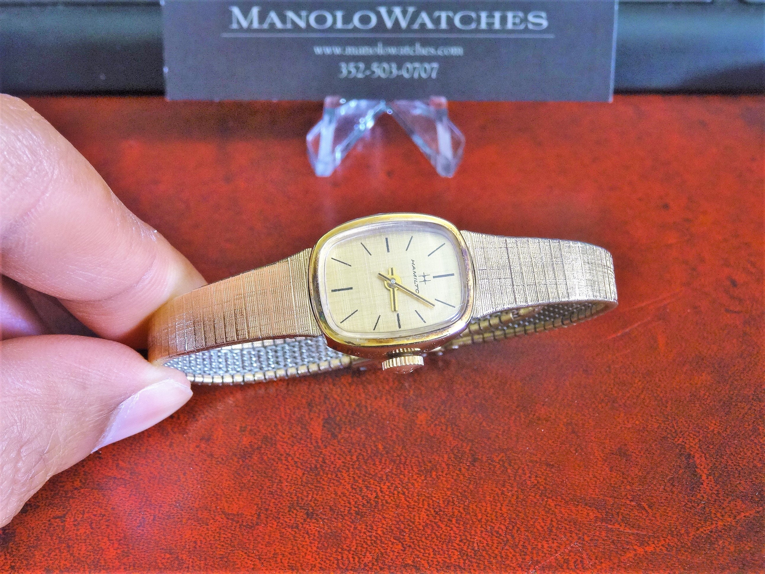 Vintage 1960's Hamilton 10K Rolled Gold Plated Bezel Winding