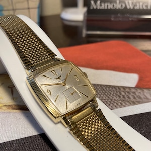 Vintage 1960&#39;s (Very Rare) Wittnauer Longines 10K R.G.P. Bezel Asymmetrical Mechanical Wind Men&#39;s Watch w/ 17mm Stainless Steel Band!