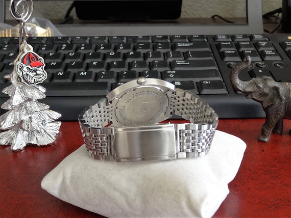 Vintage Le Val Day/date Automatic Men's Swiss Watch