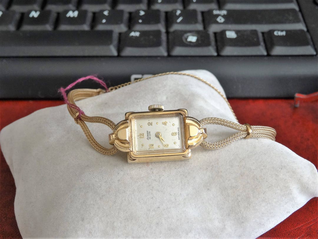 Original Grain Women\'s Avalon Gold Watch Amazon.com: Original Grain: Avalon Collection main image 4