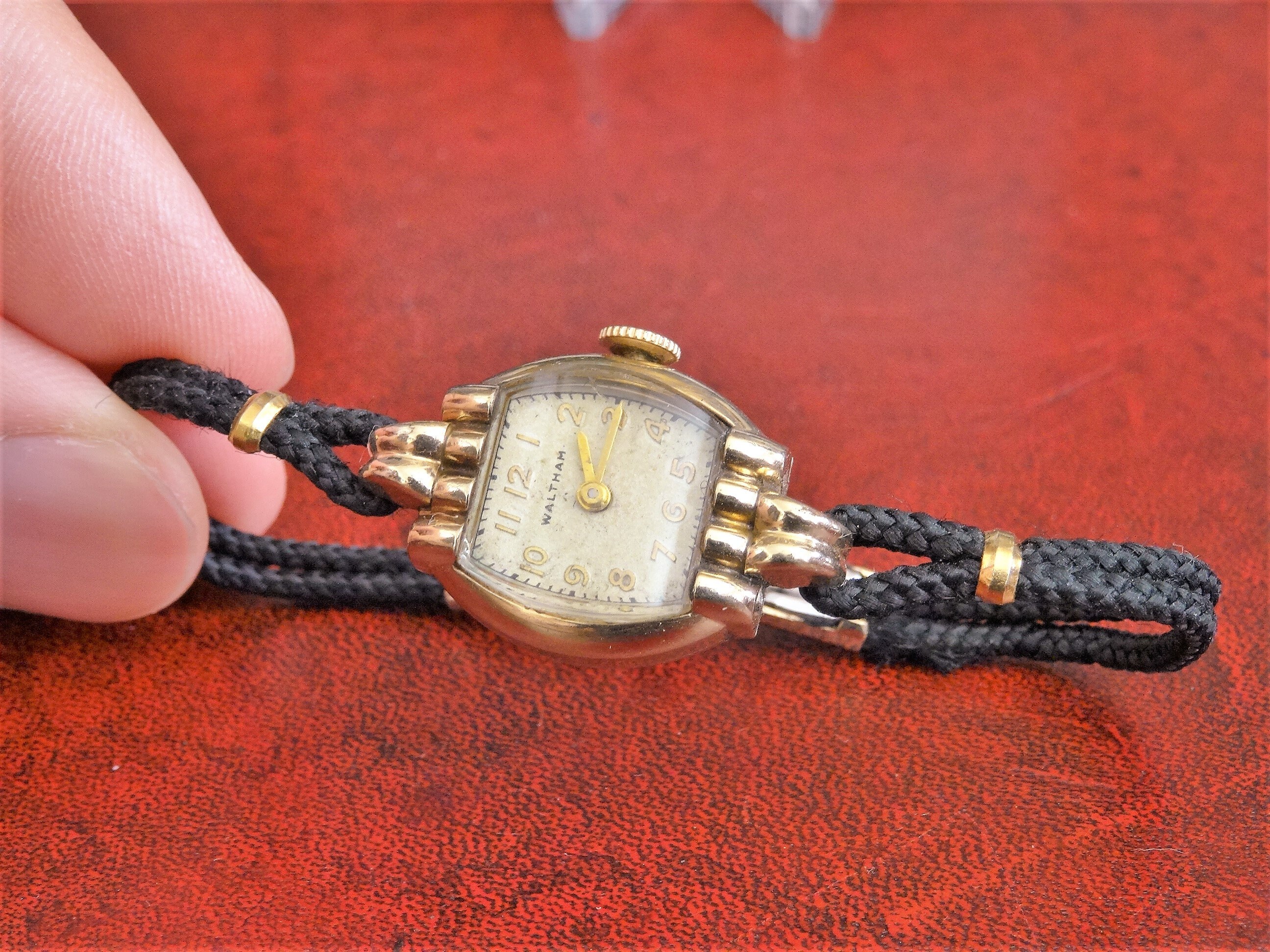 Vintage Waltham 10K Gold Filled Art Deco Winding Ladies Watch W