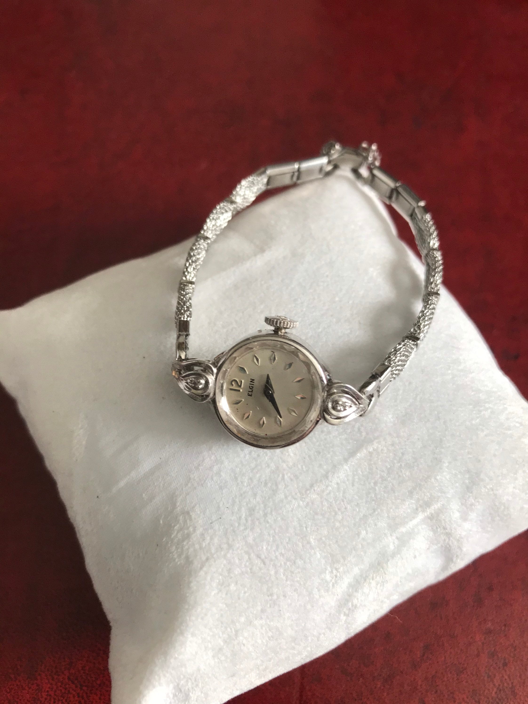 elgin 2 diamond watch