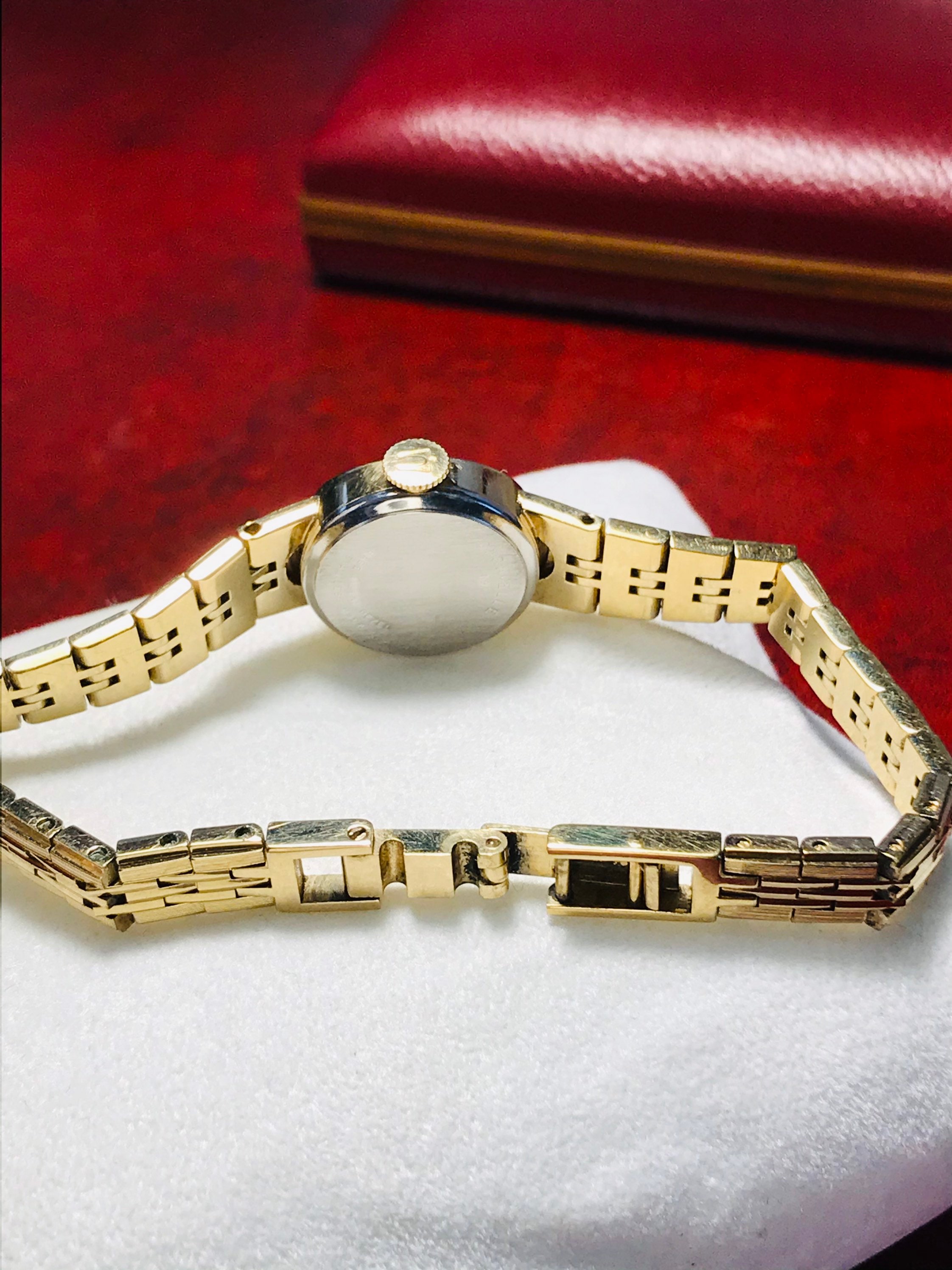 Retro 1979 N9 Caravelle Gold Tone Winding Ladies Watch W Bulova France Bracelet Etsy Canada
