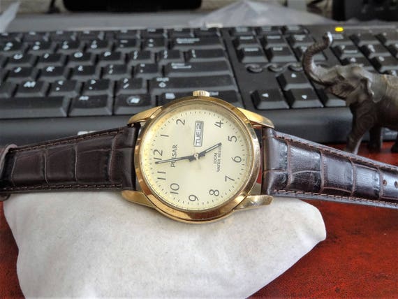 Pulsar 100m watch best sale