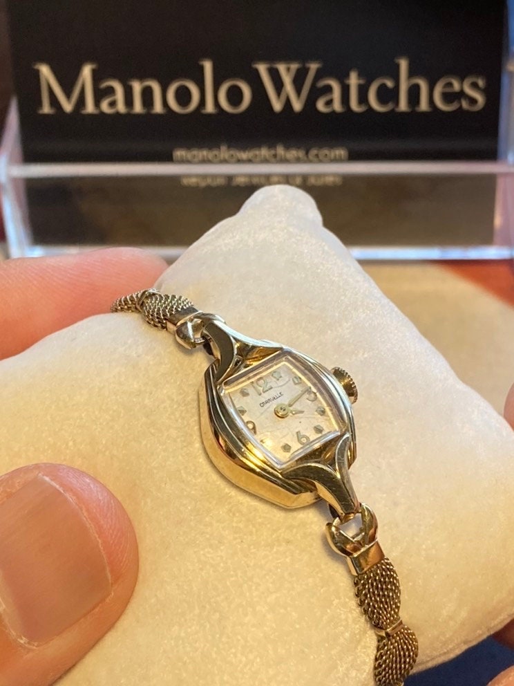 Retro 1975 N5 Caravelle Gold Tone Winding Ladies Watch w Speidel