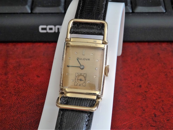 Vintage Signed Bulova 14K Gold Filled Elastic Band Watch With Box Vintage Bulova 14k Gold Filled Mechanical Watch Sub Dial  main image 4