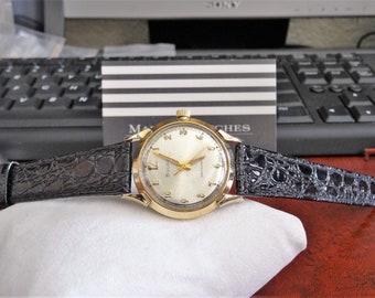 Vintage 1965 Bulova 10K Bezel Waterproof Men's Watch W