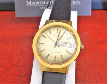 Vintage 1978 Timex Gold Tone Men's Watch, 18mm Leather Band