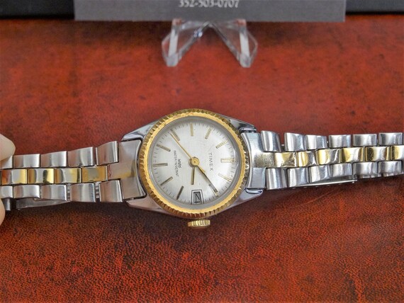 Vtg 1970's Timex President Date Two Tone W.R. Lad… - image 4