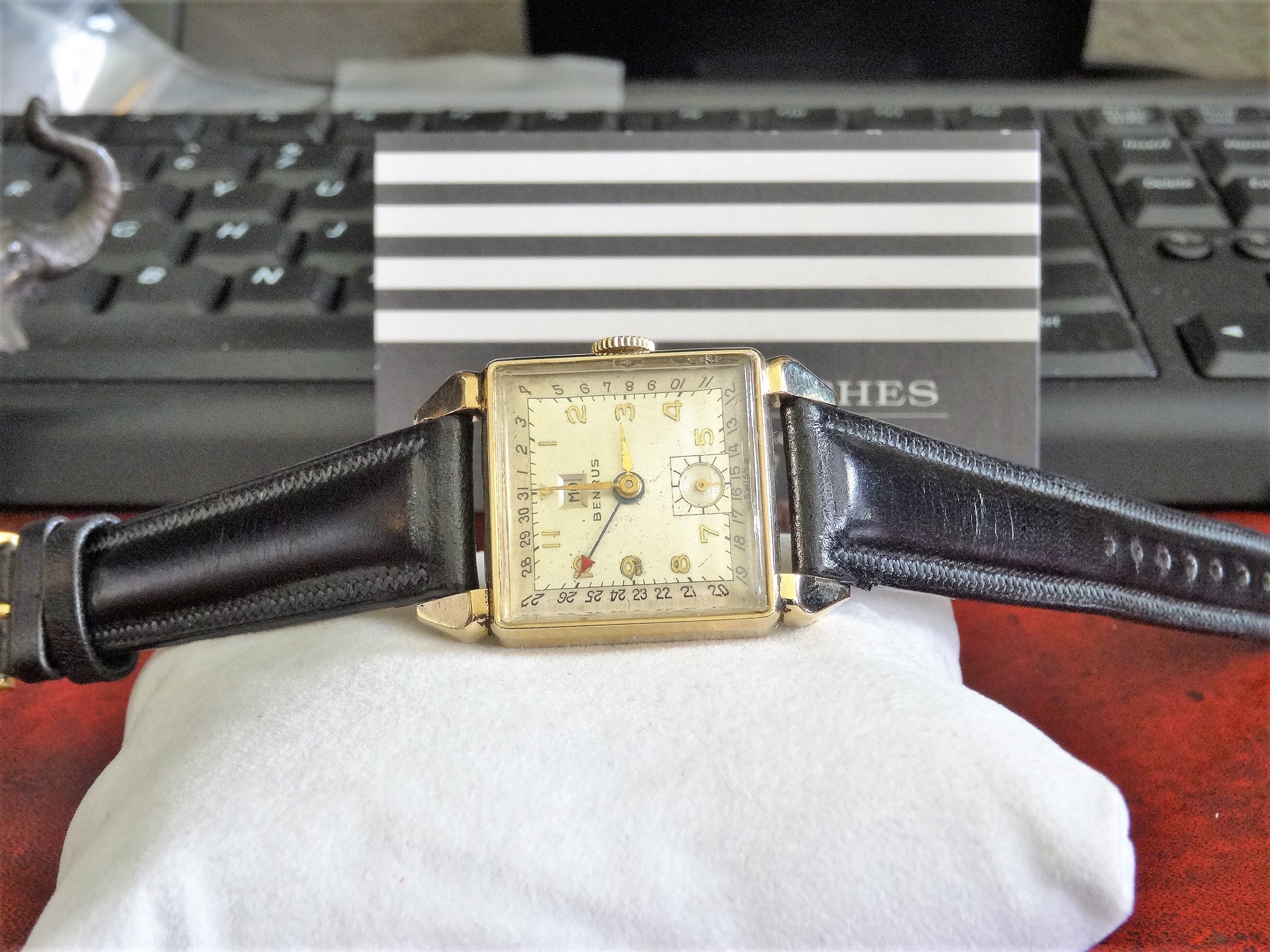 経典 10K Square Benrus 1950's Vintage Gold Mens Winding Filled アナログ(手巻き)