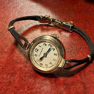 Vintage 1930s Harman 10K Gold Filled Winding Ladies Watch w/ Rope Band image 6