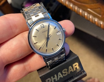 Vintage 1970s Sears Phasar Men's Watch, Stainless Steel Band