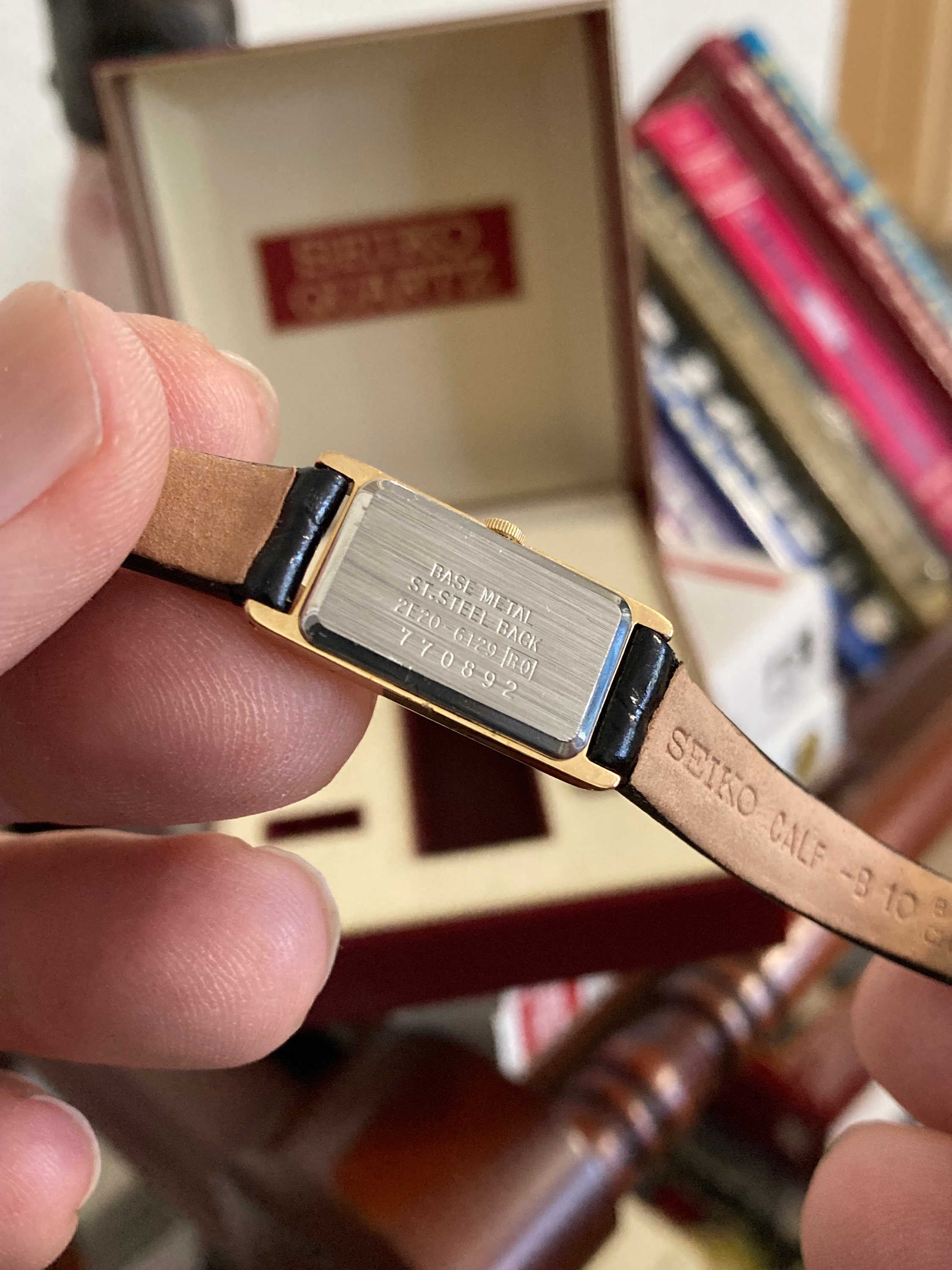 Retro 1987 Seiko Tank Roman Numeral Dial Gold Tone Tank