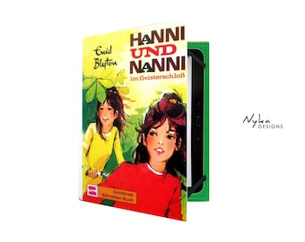 aufklappbare eReader Hülle 6 - 7 zoll aus Hanni und Nanni Buch Upcycling, z.B. für Kindle tolino Pocketbook