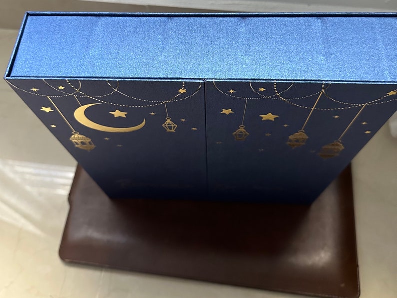 Luxury Blue Ramadan Advent Calendar imperfect image 7