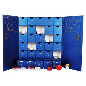 Luxury Blue Ramadan Advent Calendar imperfect image 5