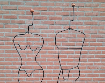 Vintage 80's IKEA Dressboy GRUND コートハンガー Ikea vintage Dressboy Grund by Niels Gammelgaard | €80 | Whoppah