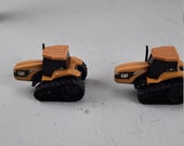 Set van 2 Cat 45 tractors vintage