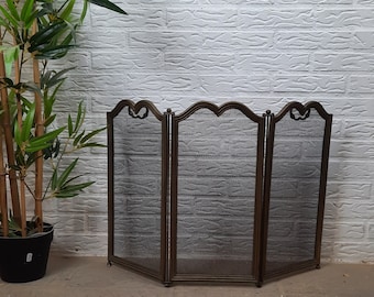 Cortafuegos de latón estilo antiguo para chimenea